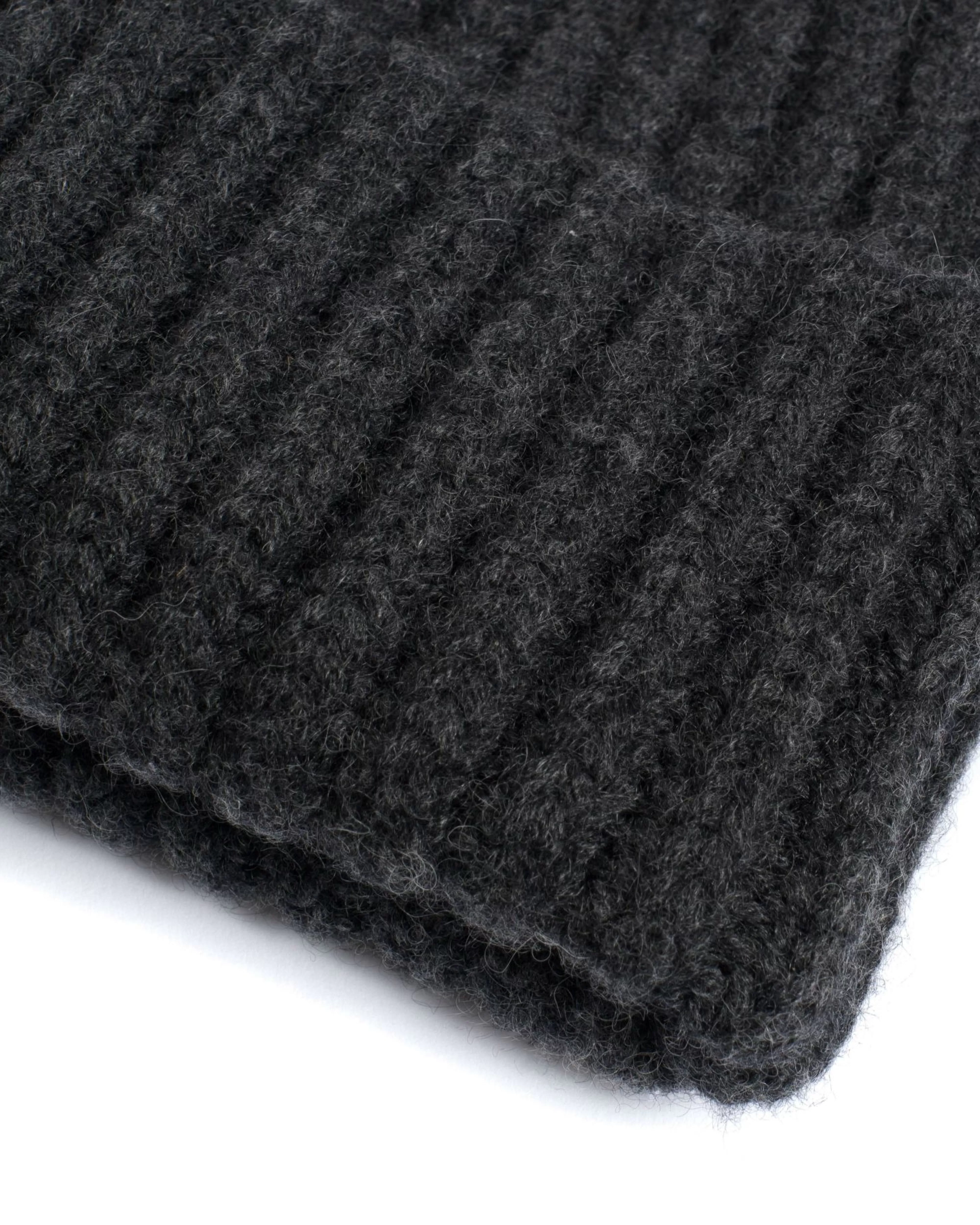 Anonymous Copenhagen Sandra cashmere beanie^ Cosy Essentials